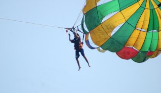 parasailing-anyer