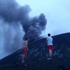 trip-krakatau
