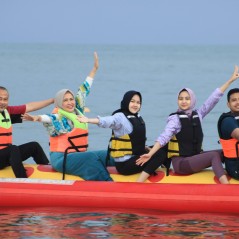 Banana Boat Anyer